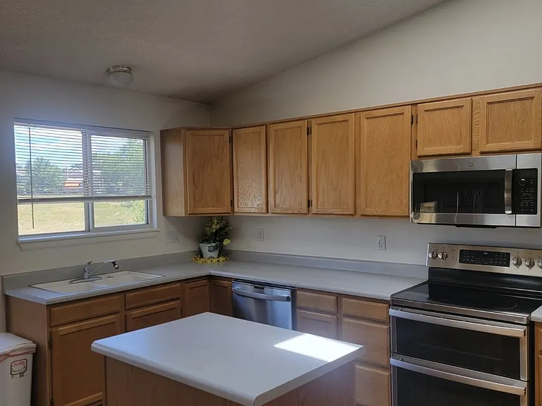 9294 Weeping Willow Pl — Photo 4