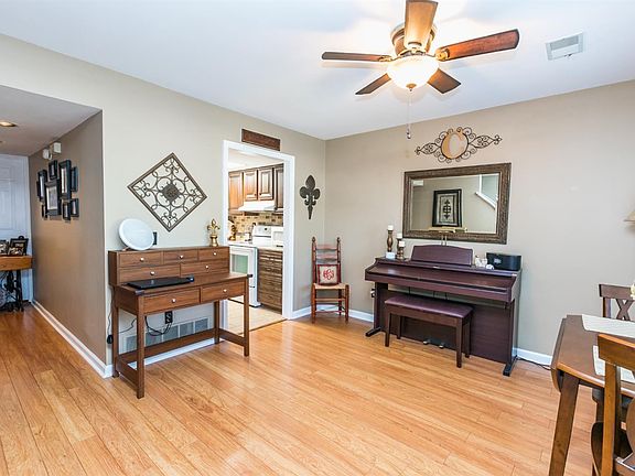 2nd image of 3344 Gatewood Ct
