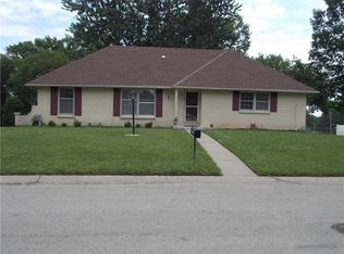 2707 N 72nd Ter, Kansas City, KS 66109