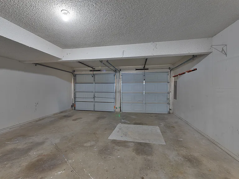 9012 Cumberland Dr — Photo 29