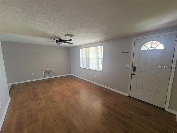 2nd image of 7321 Sequoia Dr