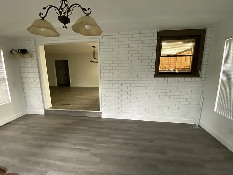 1329 E Snider St — Photo 10