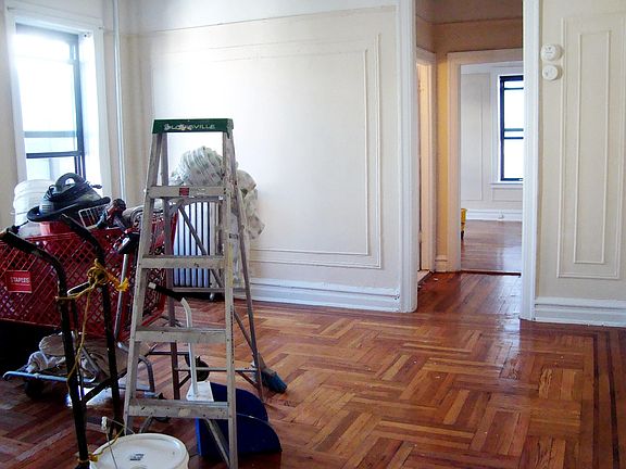 4th image of 20 E 18th St #8