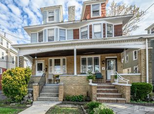 354 Hillcrest Ave, Trenton, NJ 08618
