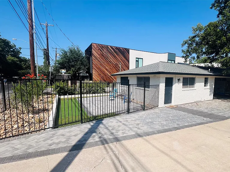 1715 Bluebonnet Ln #A — Photo 14