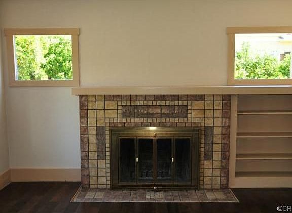 2nd image of 821 W Clifton Ave