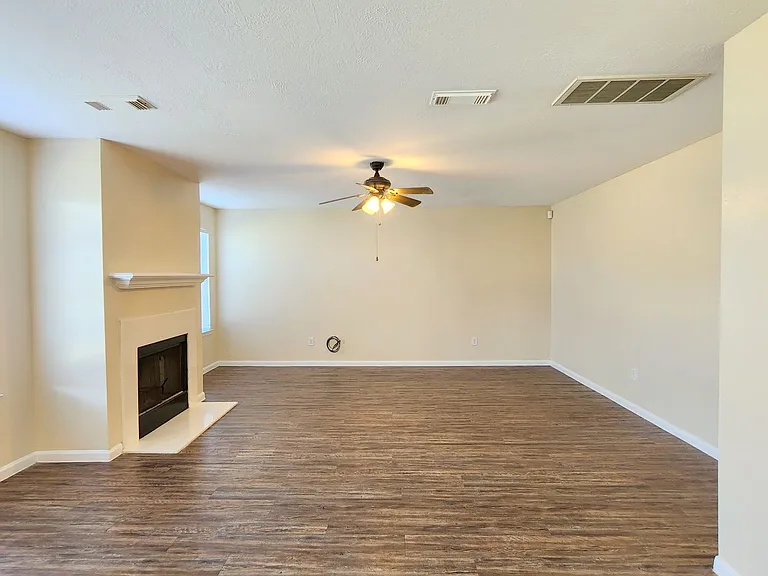 18123 Noble Forest Dr — Photo 7