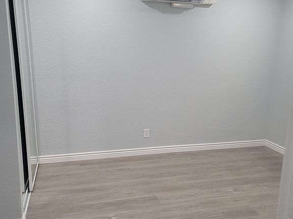 3rd image of 1062 N Huntington Blvd #3