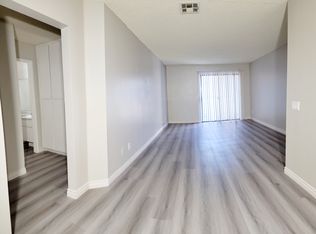 1864 12th St APT 17, Riverside, CA 92507