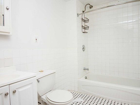 3rd image of 255 McKibben St APT 308