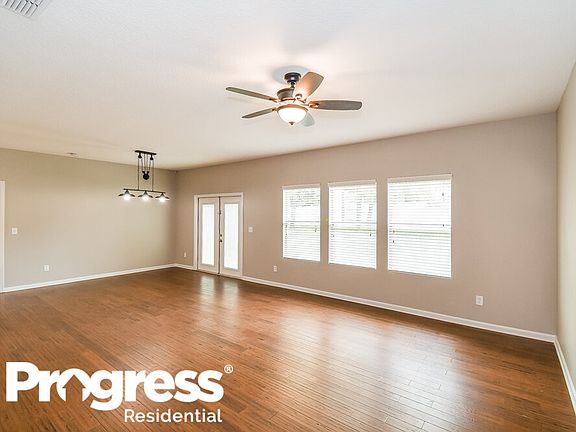 4th image of 2540 Creekfront Dr