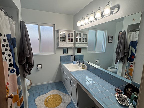 Guest bathroom
