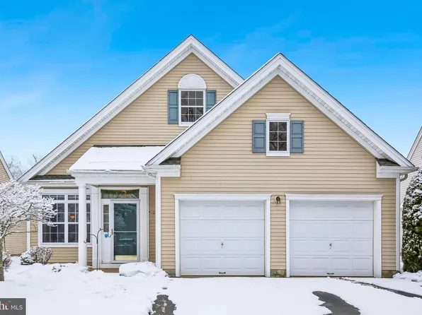 378 Blanketflower Ln, West Windsor, NJ 08550