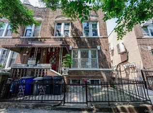 618 E 2nd St, Brooklyn, NY 11218