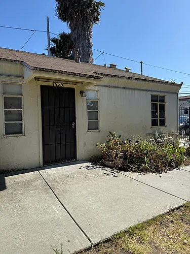 1521 40th St #1521 Photo 1