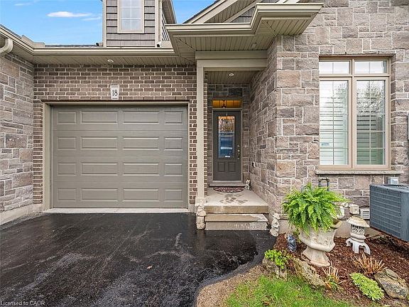 2nd image of 41 Garden Ave #18