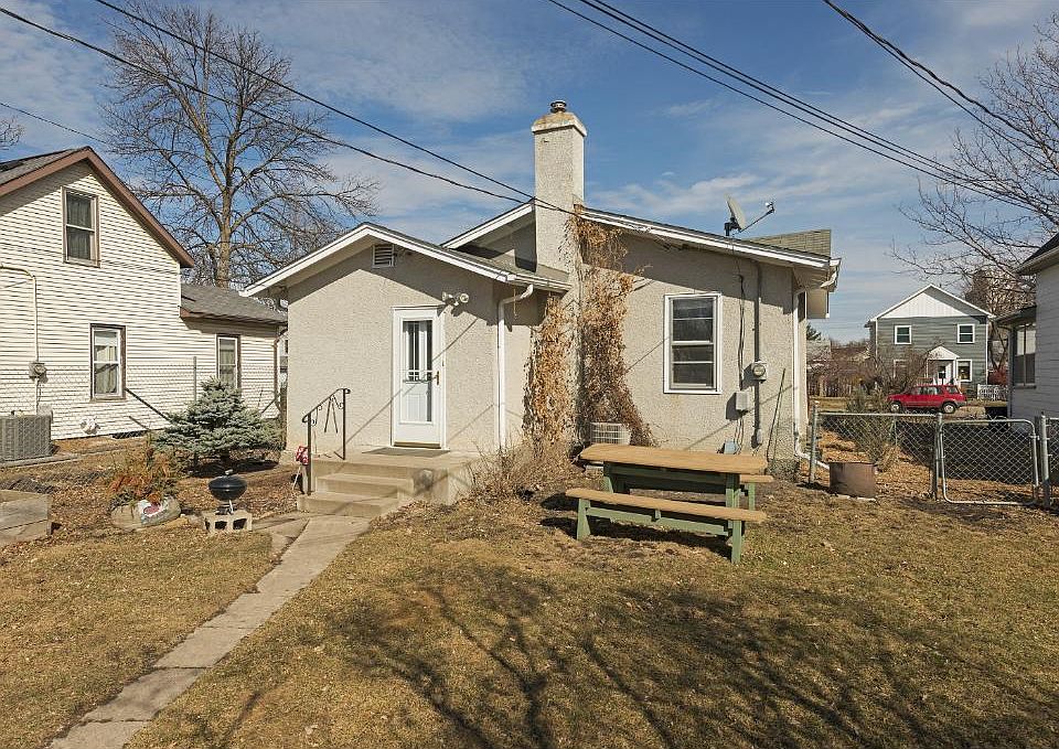 1st image of 4040 31st Ave S