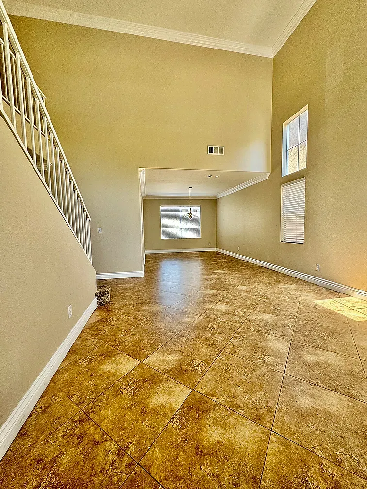 39480 Saint Honore Dr — Photo 4