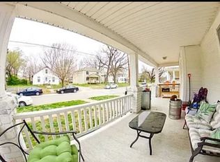 512 N 9th St, Manhattan, KS 66502