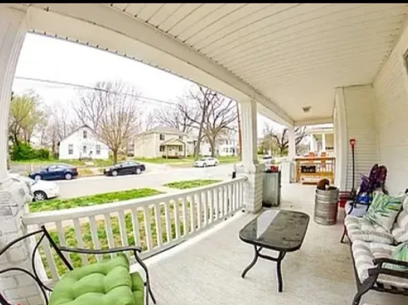 512 N 9th St, Manhattan, KS 66502