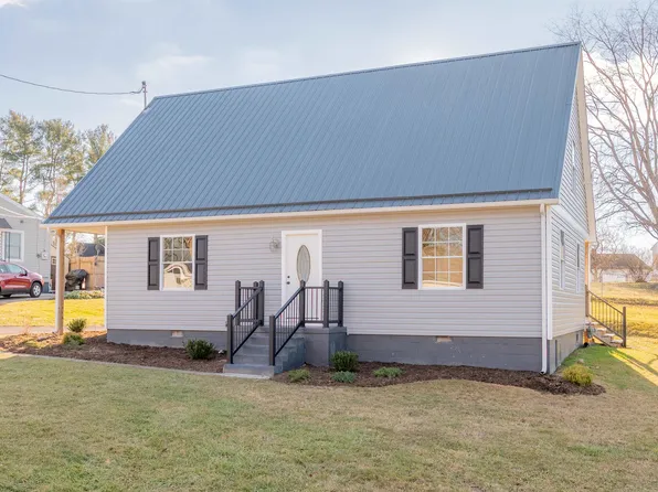 1016 Lyle St, Radford, VA 24141