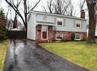 3693 N Santom Rd, Stow, OH 44224