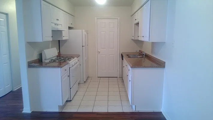 409 Kiowa Dr #202 — Photo 10