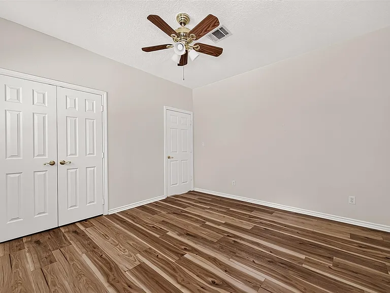 2314 Carriage Run E — Photo 35