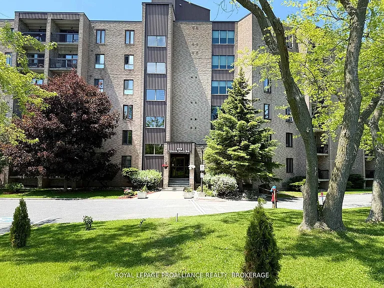 358 Queen Mary Rd #611 — Photo 2