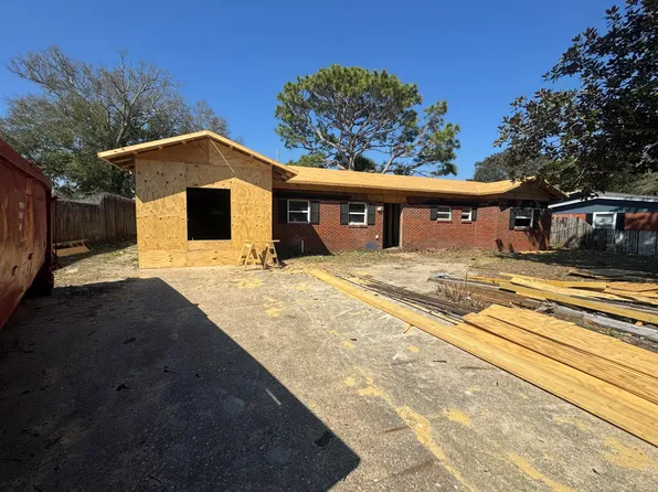 57 Hemlock Dr NW, Fort Walton Beach, FL 32548