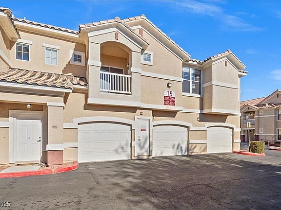 4th image of 5855 Valley Dr Unit 2093