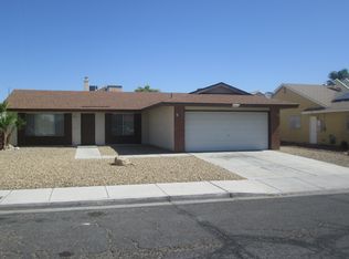 5700 Blossom View Ave, Sunrise Manor, NV 89142
