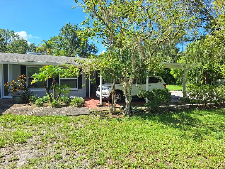 7606 Van Dyke Rd — Photo 2