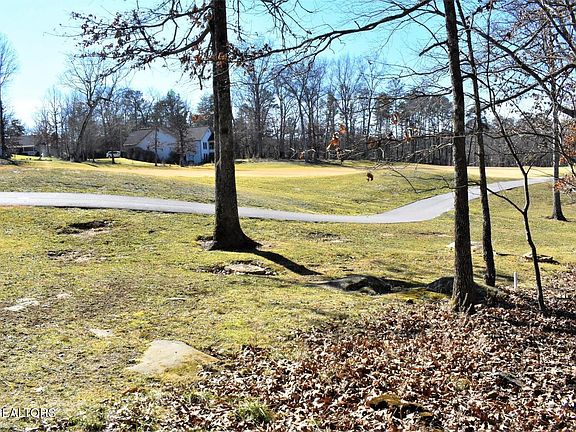 5th image of 510 Stonehenge Dr