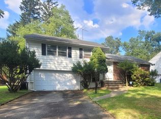 27 Rosemont Ter, West Orange, NJ 07052