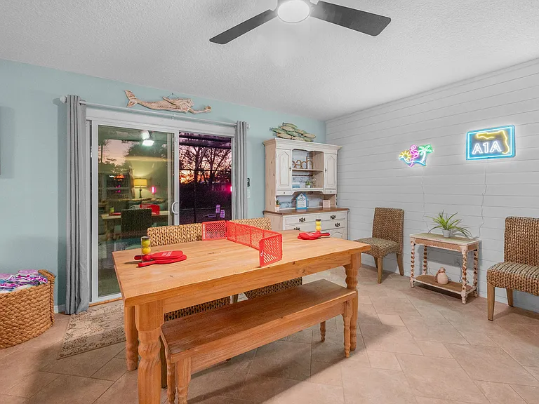 209 Alerto St — Photo 10