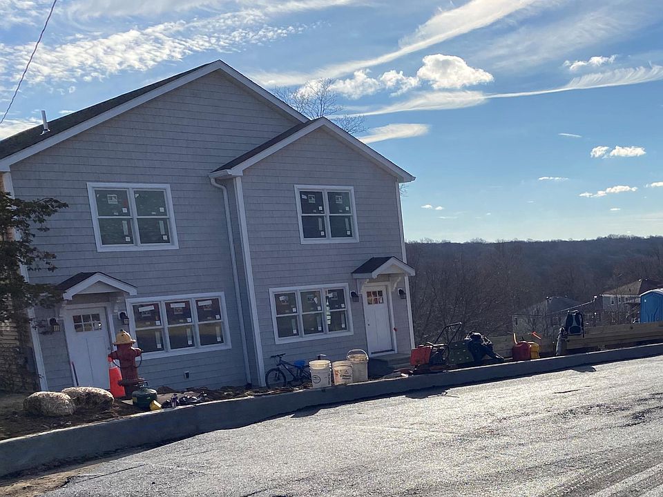 1st image of 80 Gibson Pl #80