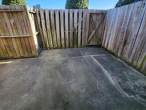 4th image of 3801 E Vancroft Cir Unit A-2