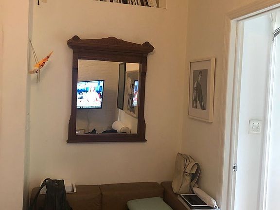 2nd image of 103 Charles St APT 4RE