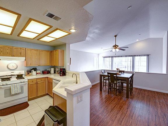 2nd image of 3509 E Berkshire Ct Unit B