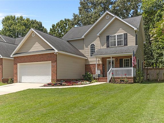 3rd image of 139 Ashton Ln