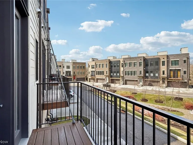 11218 N Park Pl — Photo 31
