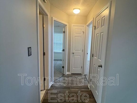3rd image of 376 Tennessee Walker Dr