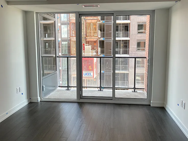 4010 Eglinton Ave W #1222 — Photo 5