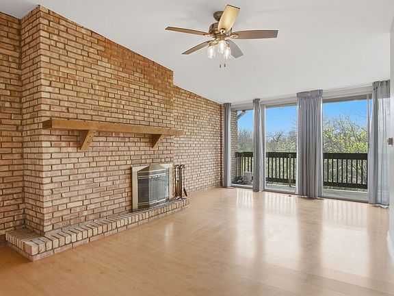 2nd image of 5500 Hillcrest Ln APT 4L