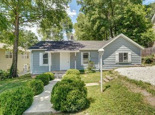 305 E Oak St, Ozark, MO 65721