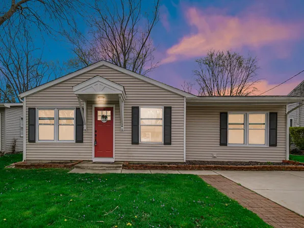 309 Michigami Trl, Porter, IN 46304