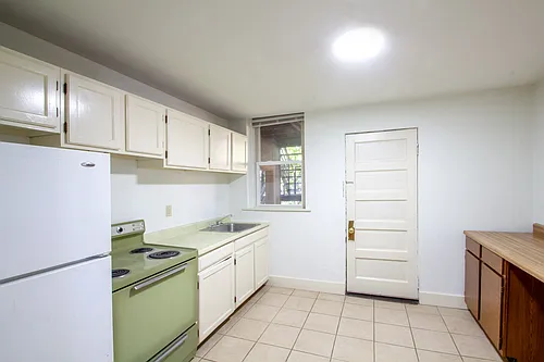 Floor plan Available Feb 1st 2027