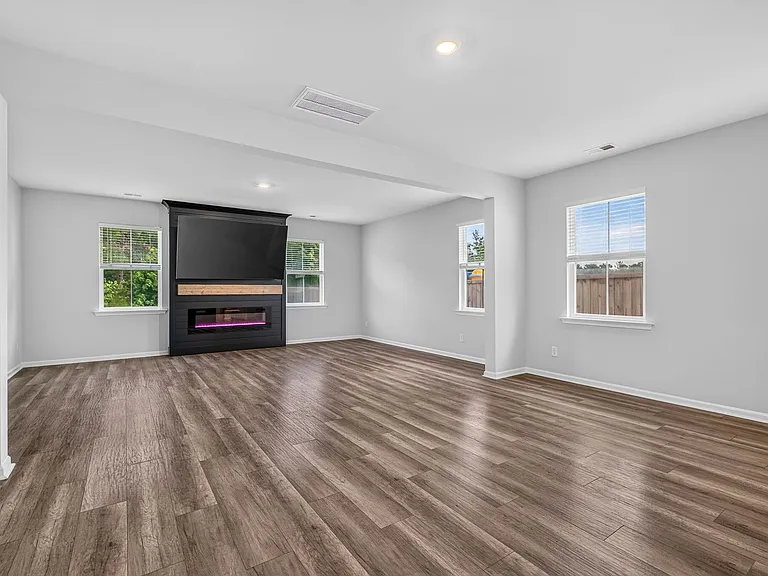 518 Yellow Leaf Ln — Photo 25
