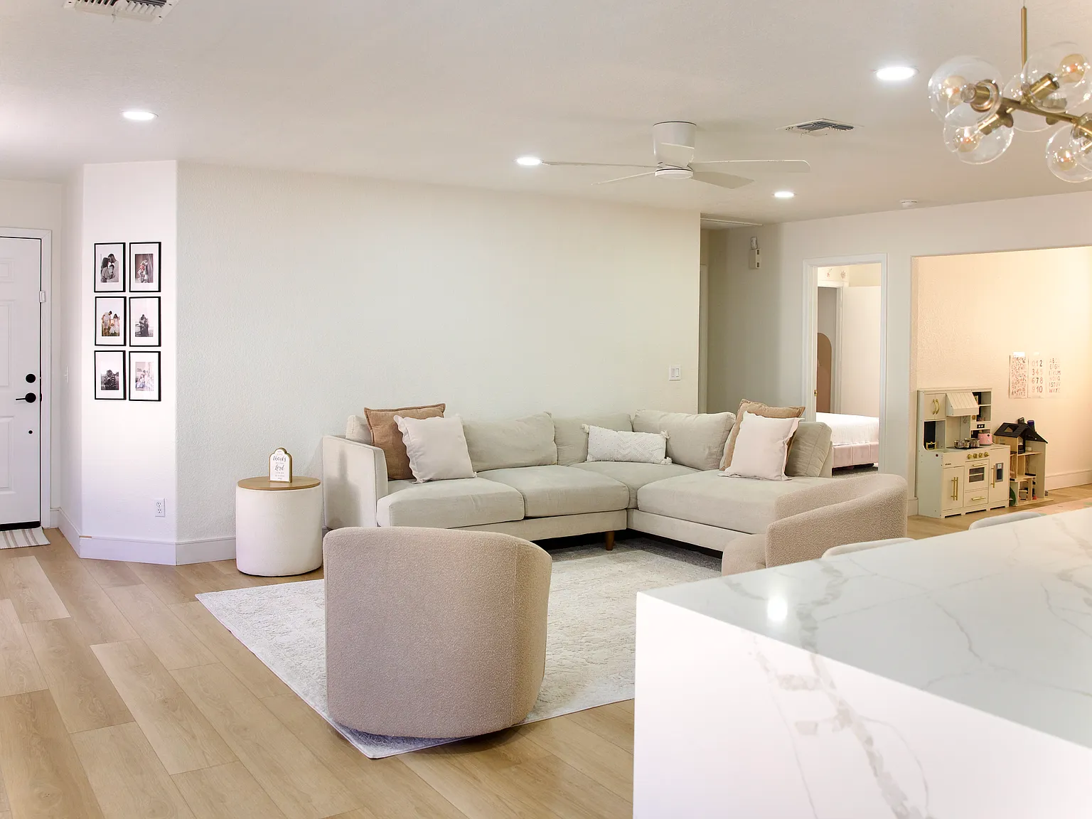 3 bed, 1524 sqft, $2,600 — Photo 2